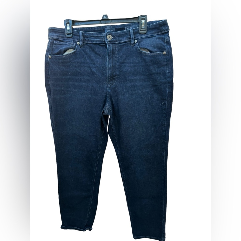 I. Jill Women’s blue‎ High-Rise Straight Leg Jeans Size 14